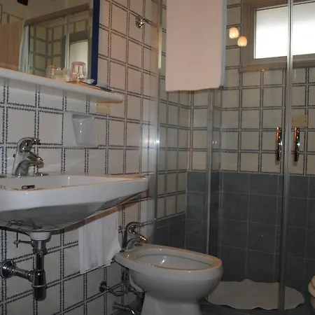 호텔 Rosa Del Deserto 카스트로카로테르메