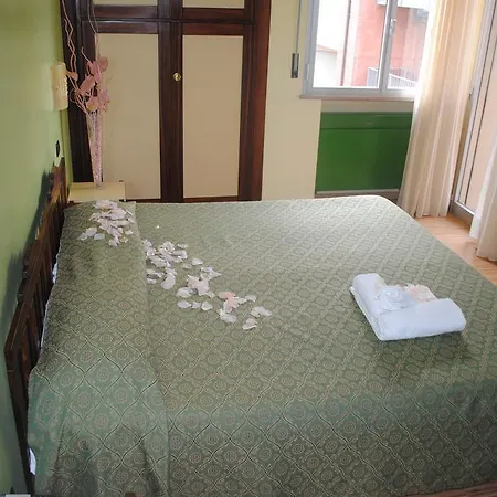 فندق Rosa Del Deserto 4*