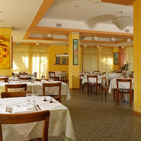 Rosa Del Deserto 호텔 4*