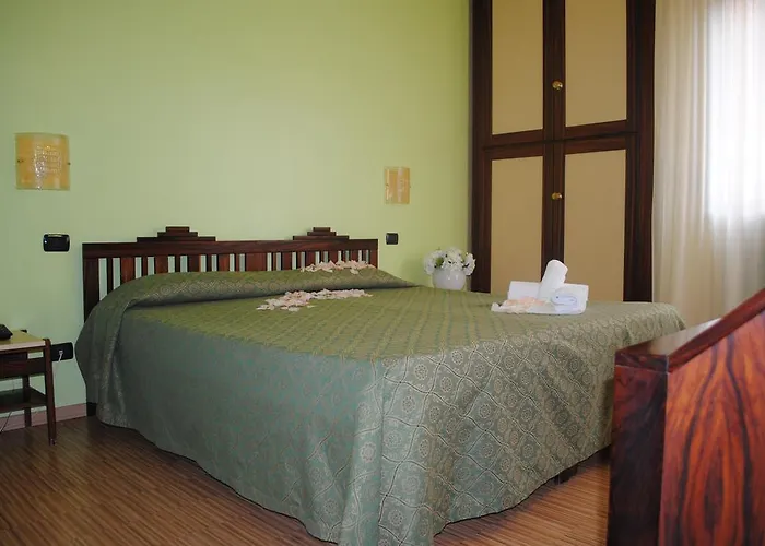 Rosa Del Deserto Castrocaro Terme