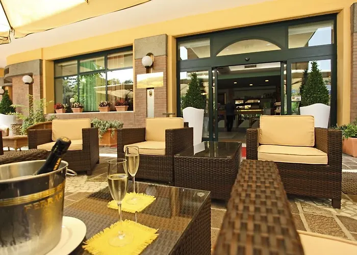 Rosa Del Deserto Hotel 4*